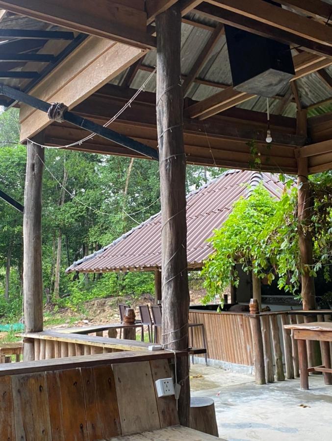 Fat Monkey Hostel Kaoh Touch ภายนอก รูปภาพ